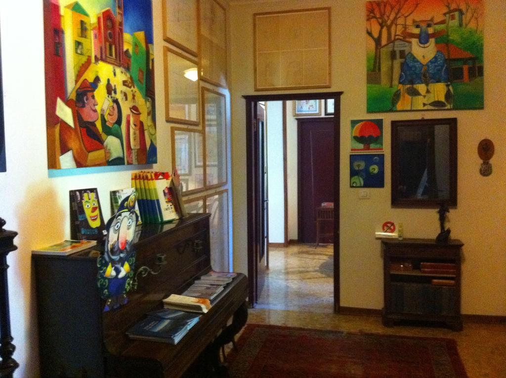 Bed and Breakfast La Casa Creativa Lomnago Zimmer foto